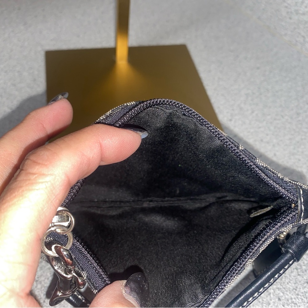 Coach Vintage Signature SoHo Wristlet GUC - Picture 8 of 11